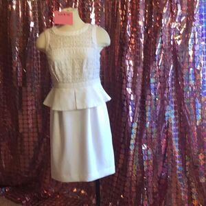 White sleeveless dress with ruffled waist in size 4 by WORTHINGTON